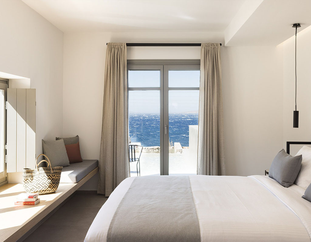 PREMIUM SUITE WITH SEA VIEW AND HOT TUB